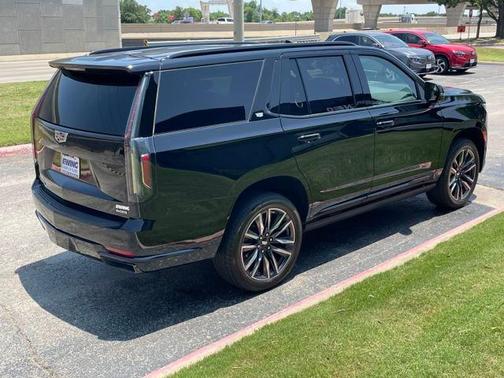 2021 Cadillac Escalade Sport