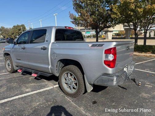 2017 Toyota Tundra SR5