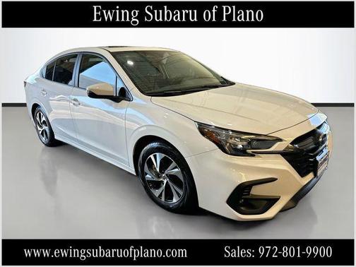 Crystal White Pearl 2025 Subaru Legacy Premium