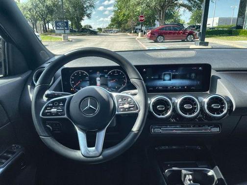 2021 Mercedes-Benz GLA 250 Base 4MATIC