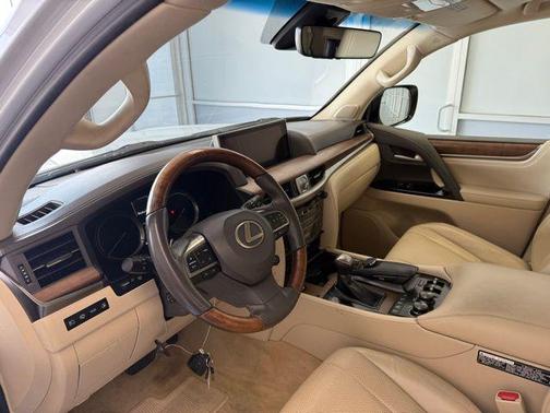 2019 Lexus LX 570 Base
