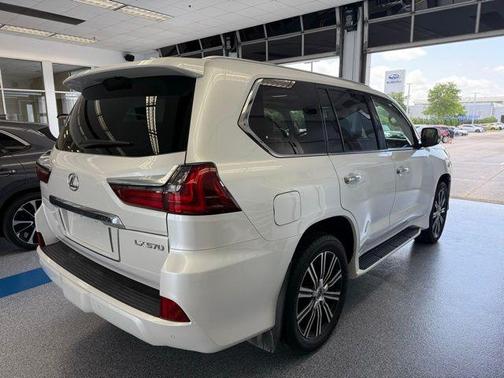 2019 Lexus LX 570 Base