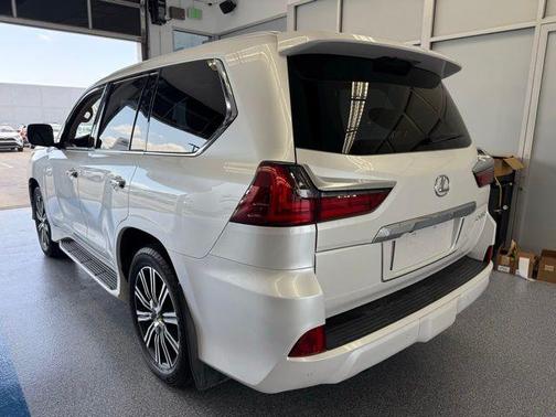 2019 Lexus LX 570 Base