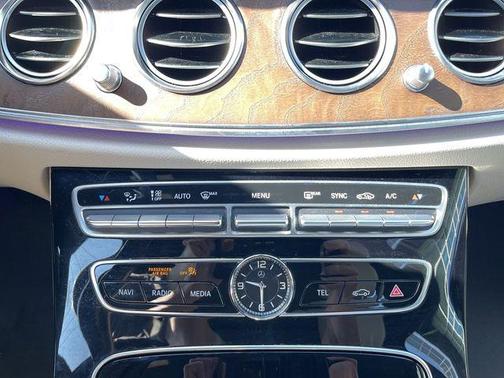 2017 Mercedes-Benz E-Class 4MATIC