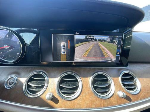 2017 Mercedes-Benz E-Class 4MATIC