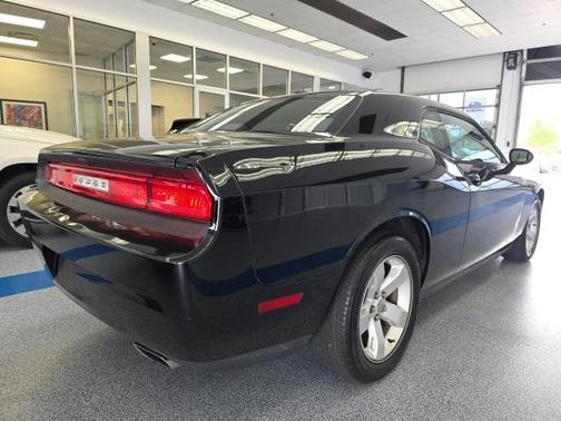 2014 Dodge Challenger SXT