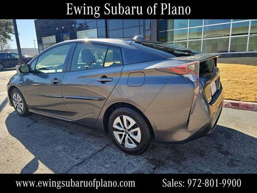 2016 Toyota Prius Three