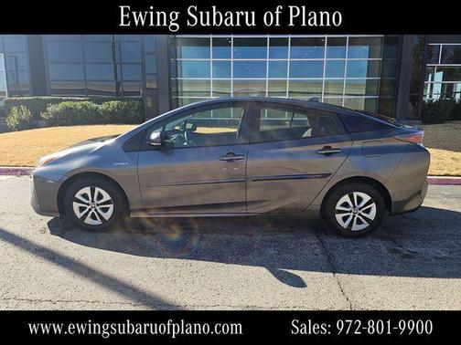 2016 Toyota Prius Three