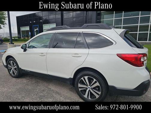 Crystal White Pearl 2019 Subaru Outback 2.5i Limited