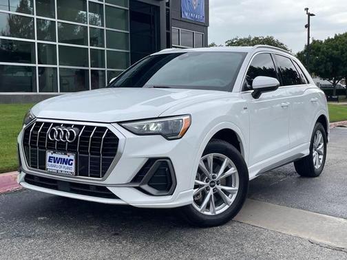 2022 Audi Q3 45 S line Premium