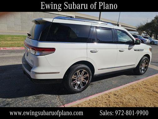 2023 Lincoln Navigator Reserve