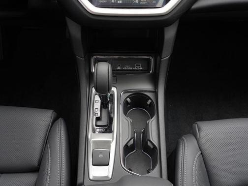2025 Subaru Ascent Limited 8-Passenger