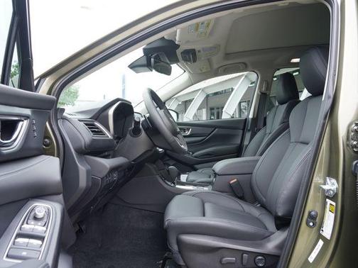 2025 Subaru Ascent Limited 8-Passenger