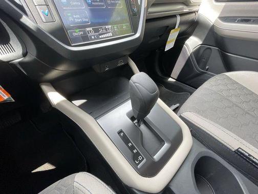 2025 Subaru Forester Base