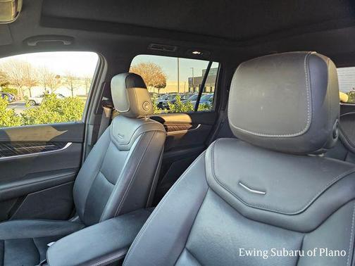 2022 Cadillac XT6 Premium Luxury AWD