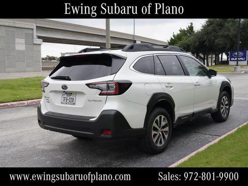 Crystal White Pearl 2025 Subaru Outback Premium