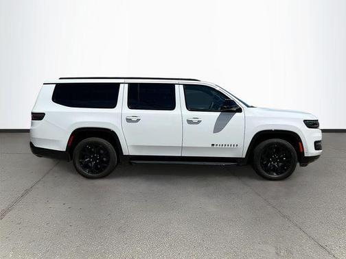 2024 Jeep Wagoneer L Series II Carbide 4x4