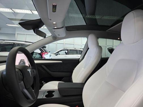 2025 Tesla Model Y Performance Dual Motor All-Wheel Drive