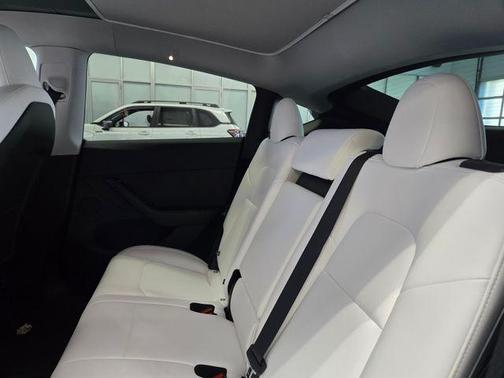 2025 Tesla Model Y Performance Dual Motor All-Wheel Drive