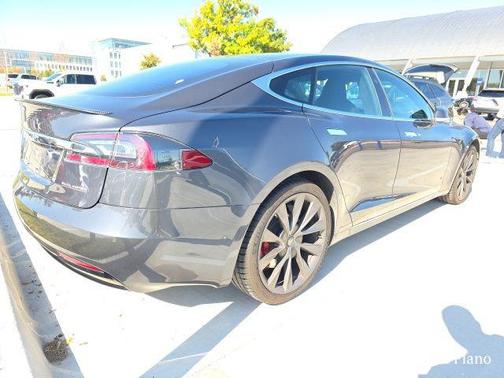 2019 Tesla Model S Performance