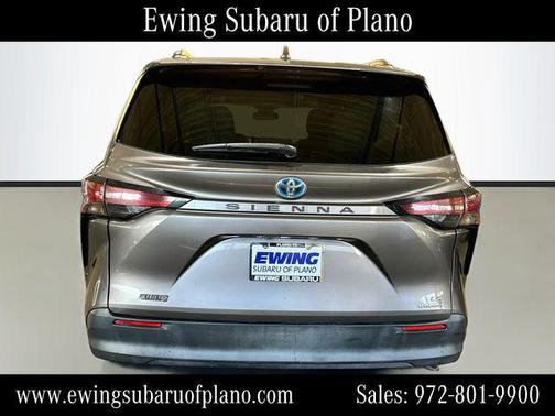 Predawn Gray Mica 2022 Toyota Sienna LE