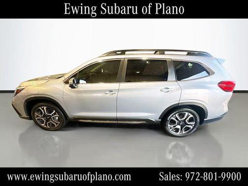 Ice Silver Metallic 2023 Subaru Ascent Limited 8-Passenger
