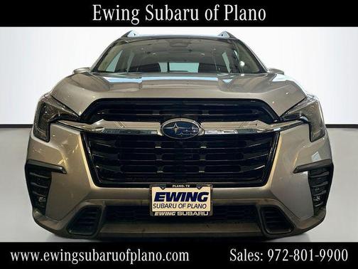 Ice Silver Metallic 2023 Subaru Ascent Limited 8-Passenger