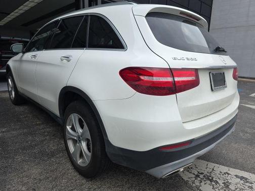 2018 Mercedes-Benz GLC 300 Base