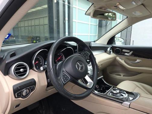 2018 Mercedes-Benz GLC 300 Base