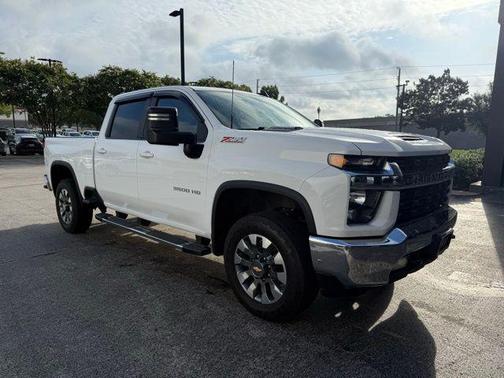 2022 Chevrolet Silverado 3500 LT