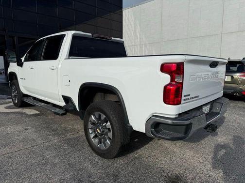 2022 Chevrolet Silverado 3500 LT