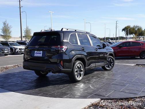 2025 Subaru Forester Premium