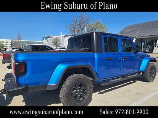 2023 Jeep Gladiator Willys 4x4