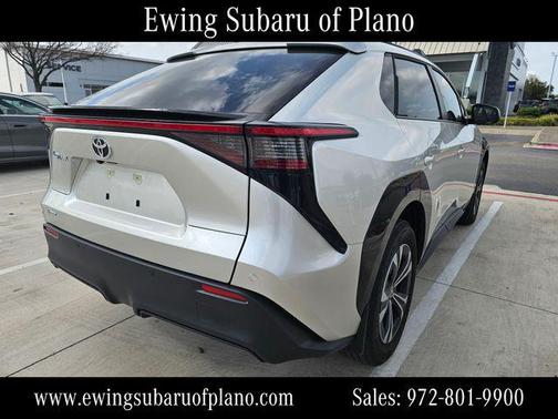 2025 Toyota bZ4X XLE