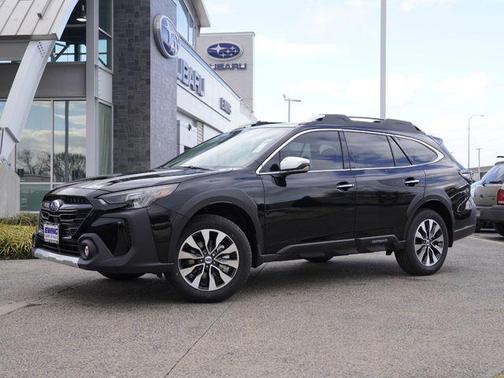 2025 Subaru Outback Touring