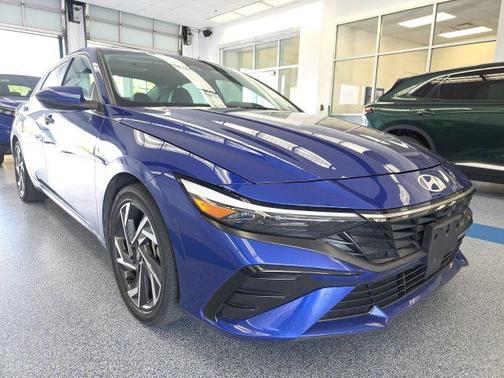 2024 Hyundai ELANTRA HEV Limited