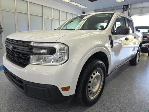 2022 Ford Maverick XL
