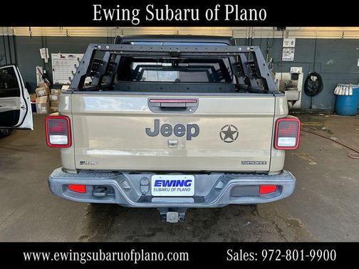Gator Clearcoat 2020 Jeep Gladiator Sport S