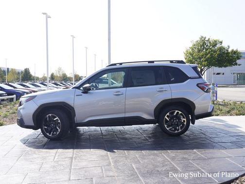 2025 Subaru Forester Hybrid Premium