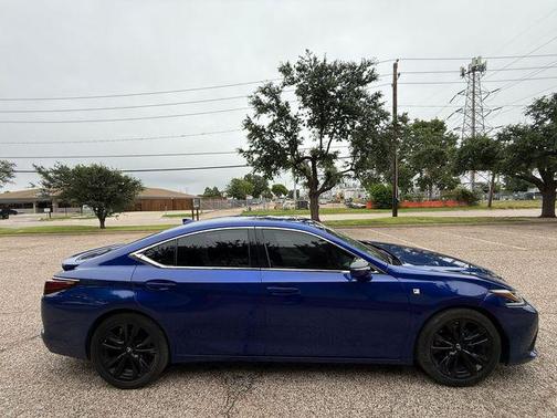 2022 Lexus ES 350 F Sport