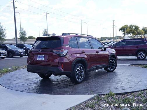 2025 Subaru Forester Premium