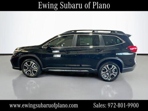 Crystal Black Silica 2026 Subaru Ascent Limited 7-Passenger