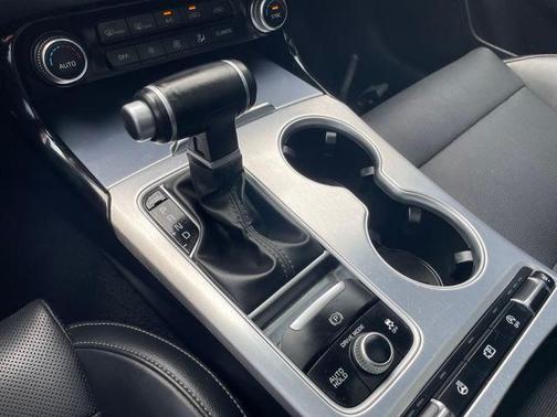 2022 Kia Stinger GT1