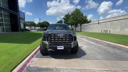 2024 Toyota Tundra Hybrid Platinum