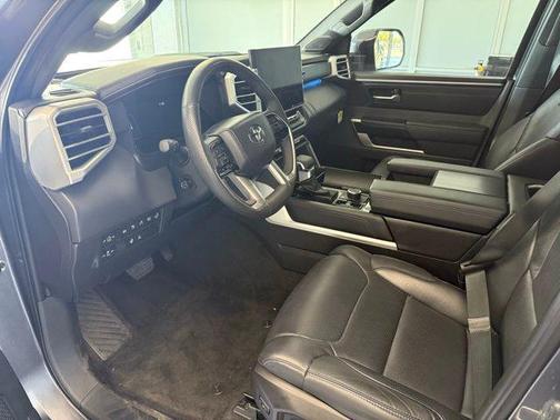 2024 Toyota Tundra Hybrid Platinum