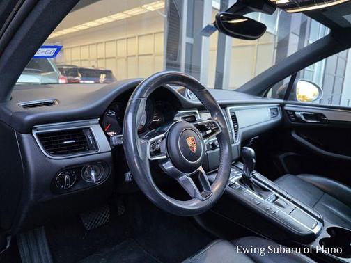 2015 Porsche Macan S