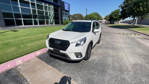 2022 Subaru Forester Premium