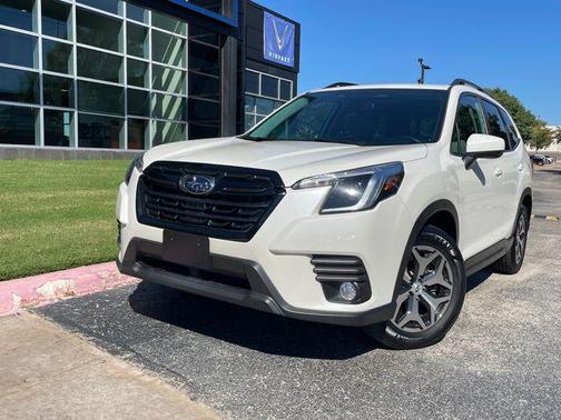 2022 Subaru Forester Premium