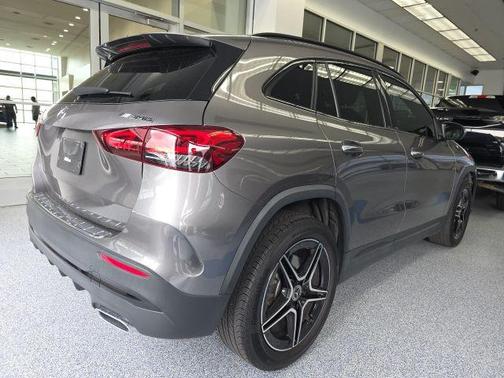 2022 Mercedes-Benz GLA 250 Base