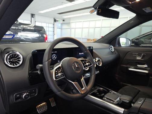 2022 Mercedes-Benz GLA 250 Base